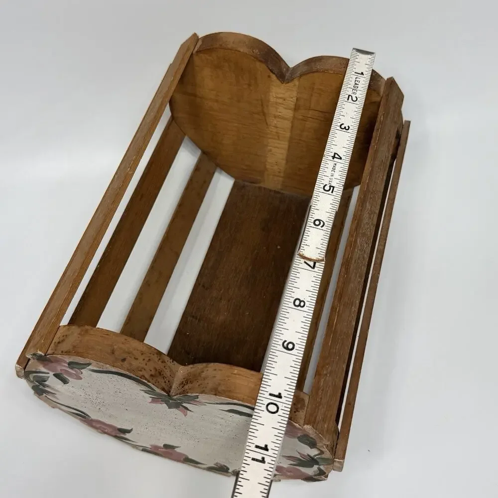 Vintage Wood Heart Basket Planter Farmhouse Country 10